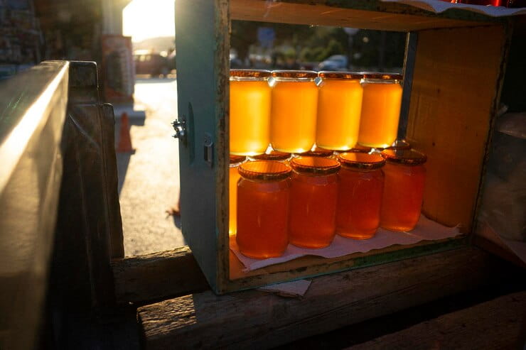 قیمت عسل اصل طبیعی و قیمت فروش استثنایی